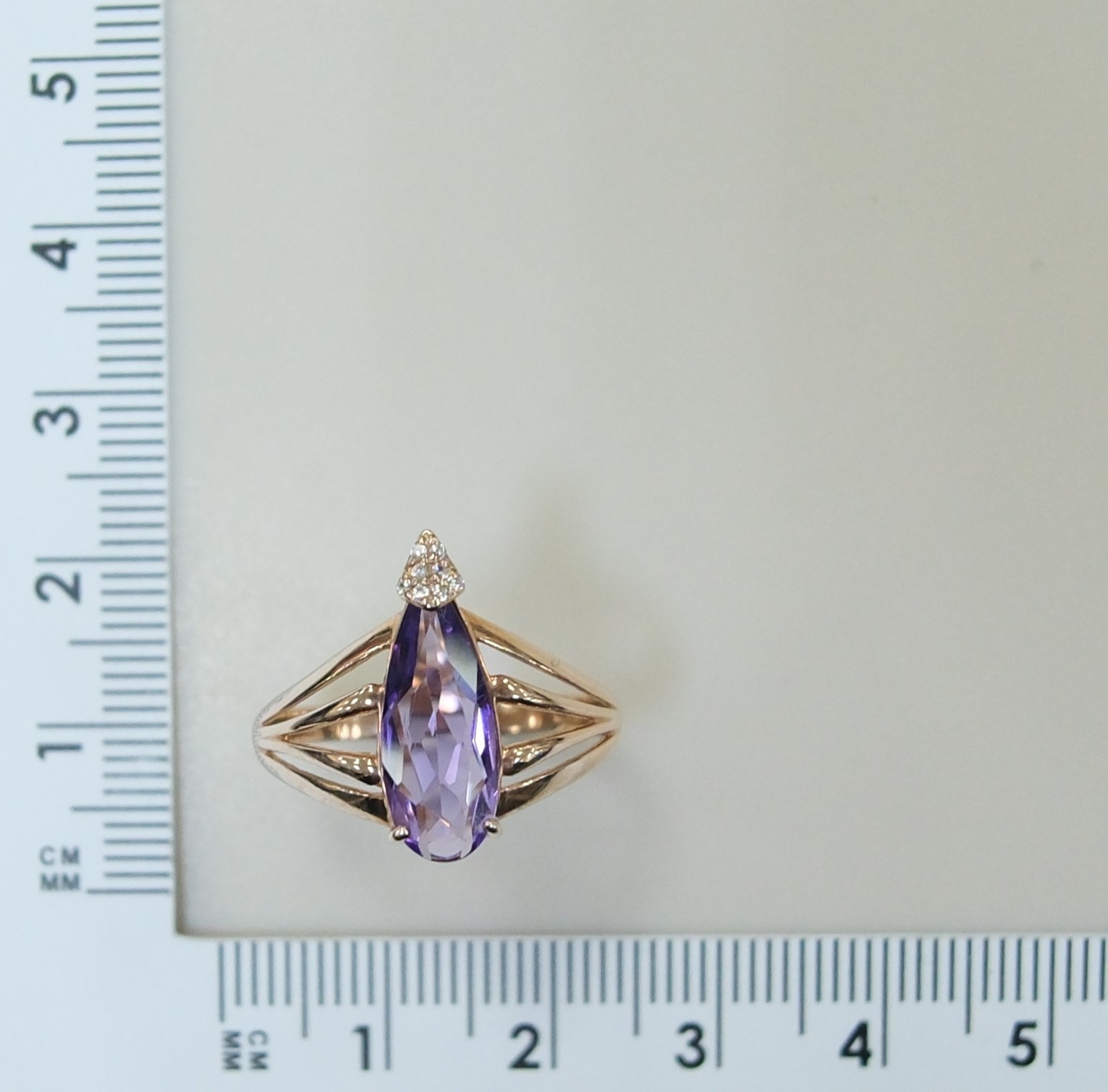 Серебряное кольцо с аметистом